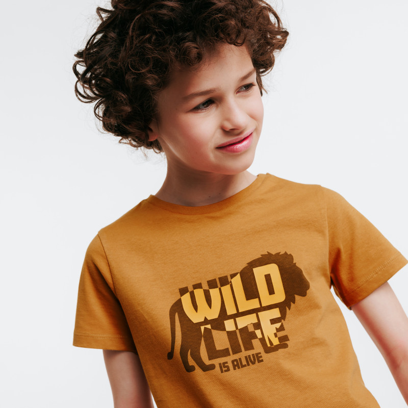 T-shirt à message "Wild life is alive"