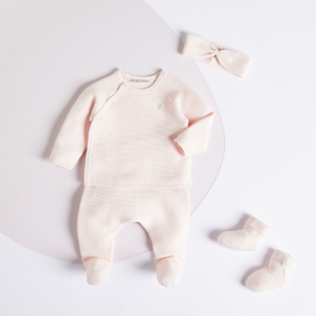 عصابة رأس منسوجة مضلعة باللون الوردي لحديثي الولادة