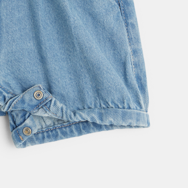 سالوبيت جينز قصير