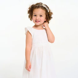 فستان أنيق من الدانتيل بثنيات، باللون الأبيض للفتيات الصغيرات