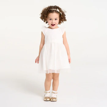 فستان أنيق من الدانتيل بثنيات، باللون الأبيض للفتيات الصغيرات