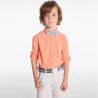 قميص بطبّعة، وربطة عنق بابيون، باللون البرتقالي الداكن للأولاد