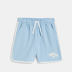 Short en molleton bleu ciel...