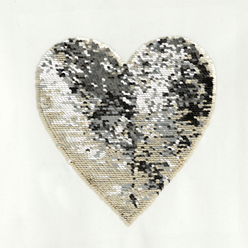 تيشيرت مع رسمة قلب مطرز بالترتر السحري باللون الأبيض للفتيات