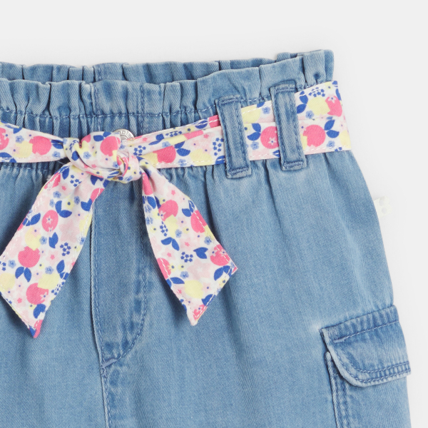 Short cargo denim léger à ceinture fleurie bleu bébé fille