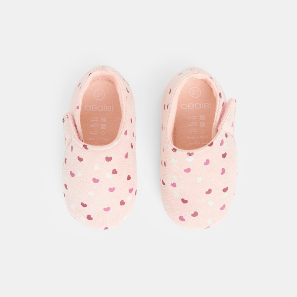 Chaussons cœurs rose bébé fille