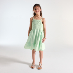 Robe à bretelles détail crochet et volant vert Fille