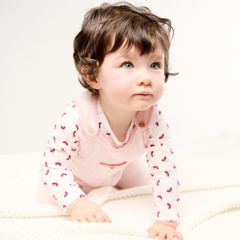 Salopette longue maille tricot et body fleuri rose bébé fille