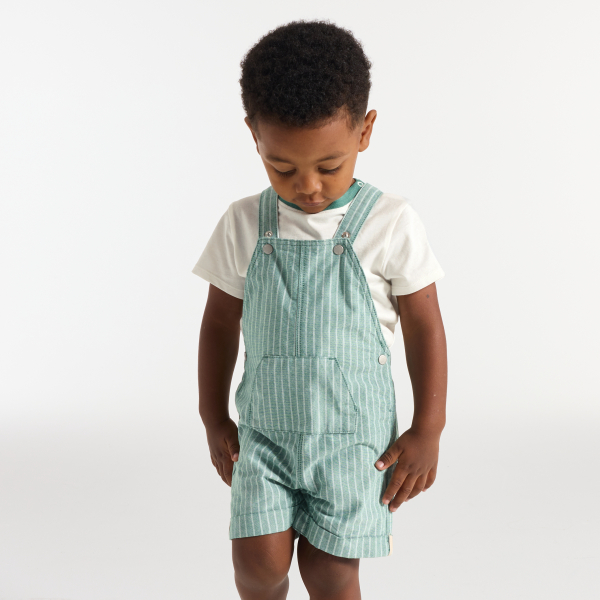 Salopette courte rayée et tee-shirt vert bébé garçon